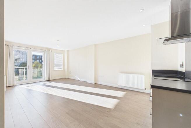 Heathland Court, 3 Grebe Way, Maidenhead, Berkshire, SL6 photo 4