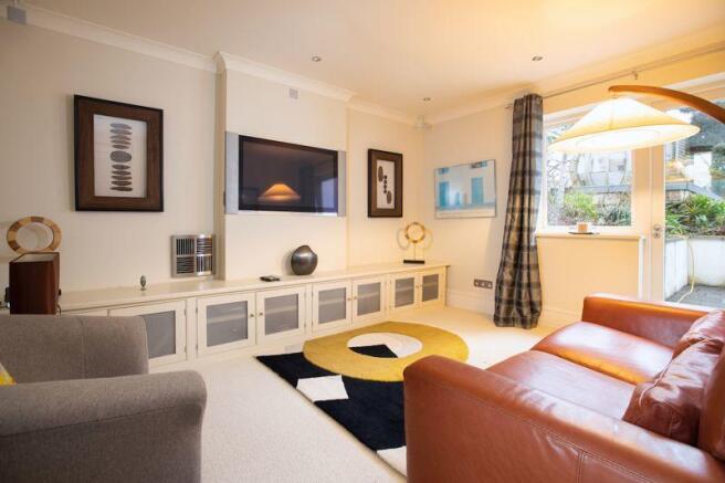 STUDY/MEDIA ROOM