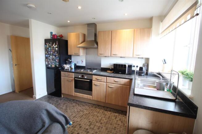 Open Plan Lounge / Kitchen