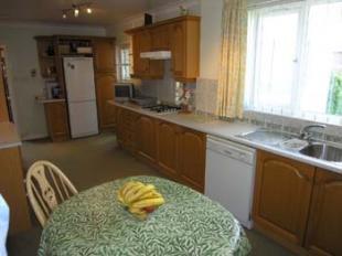 Kitchen / Breakfast
