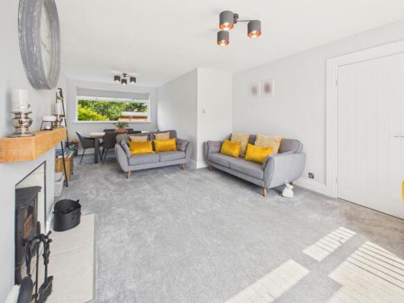 3 bed Semi-Detached for sale Image 5