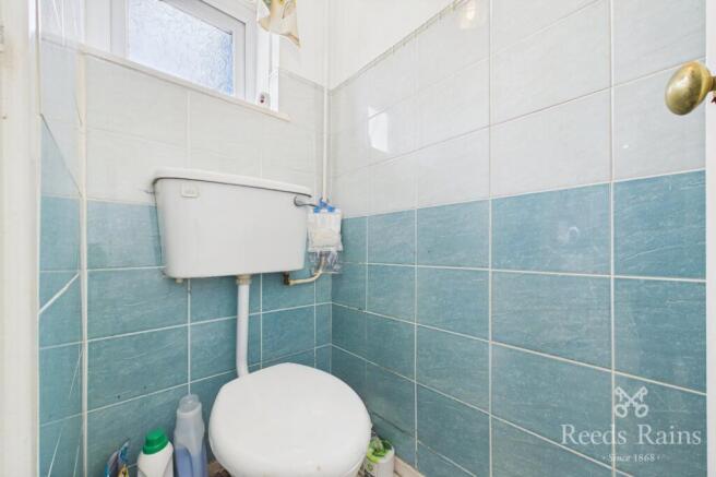 3 bed Semi-Detached for sale Image 10