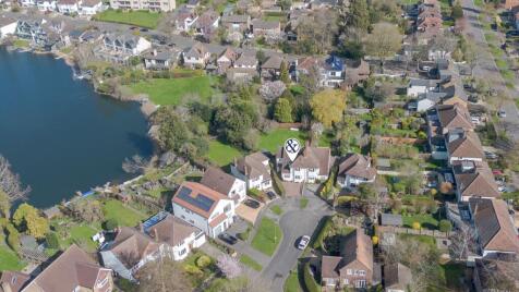Carey Close, Oxford, OX2