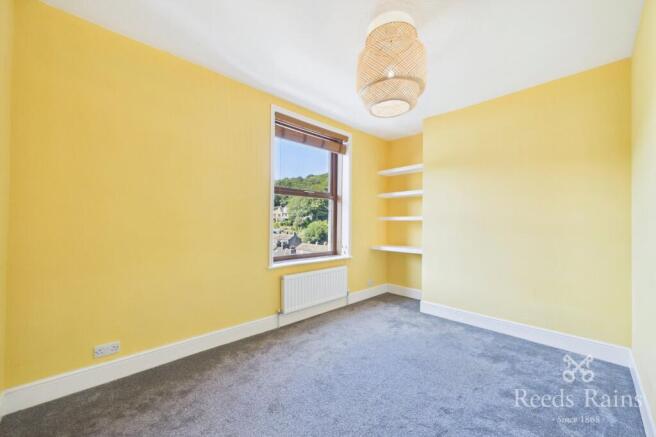 4 bed Terraced for sale Image 11