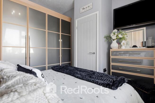 3 bed Semi-Detached for sale Image 5
