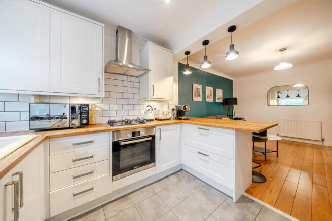 1370730-17-68f641...