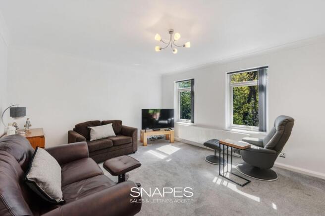 Lounge with Dining Space