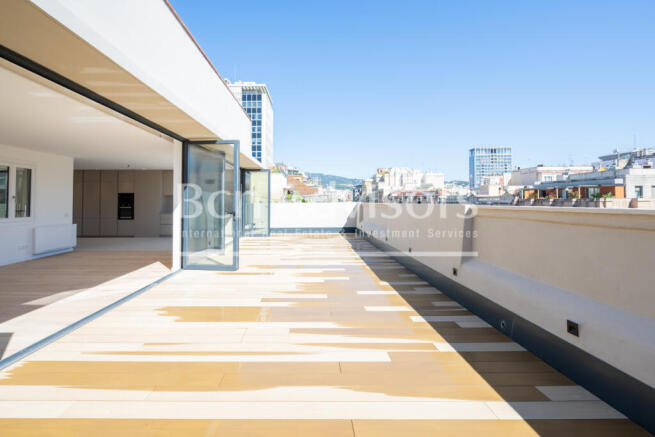 impresionante-atico-duplex-con-gran-terraza-y-v...