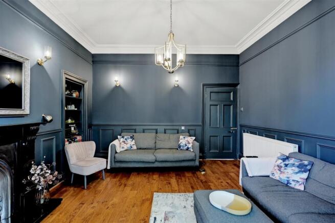 6 Whittingehame Drive, Claythorne, G12 0XU photo 4