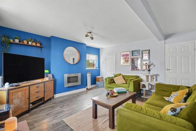 Lounge_2.jpeg