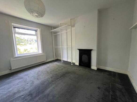 3 bed Terraced for sale Image 7