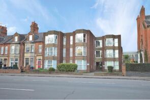 Flat 2, 44 Bradford House, Kingsley Road, Northampton NN2 7BL