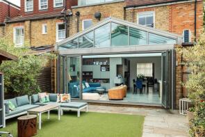 31, Kingscote Road, London W4 5LJ