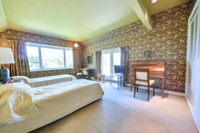 Master Bedroom.jpg