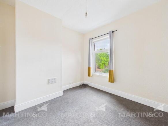 3 bed Terraced to rent Image 7