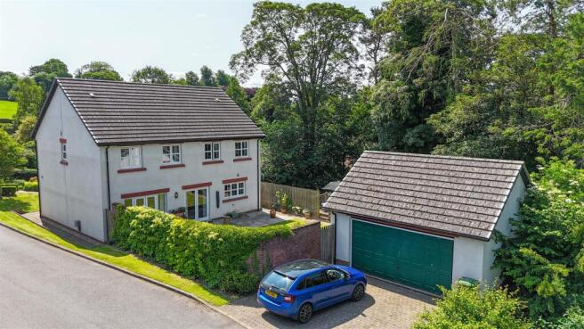 2 Goldington Drive Aerial c.jpg