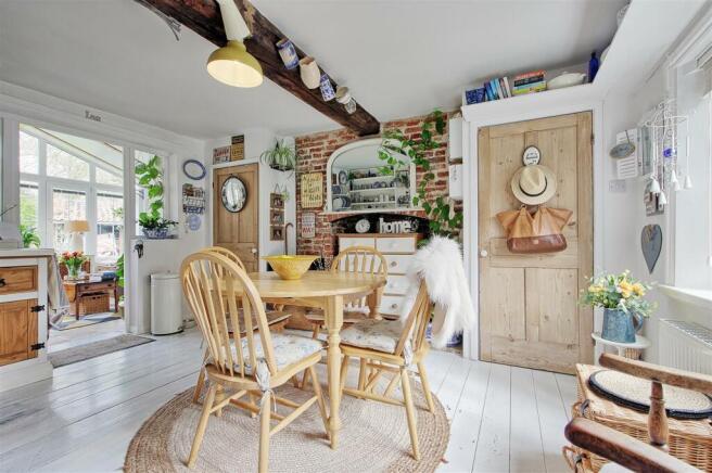 Kitchen - Diner secondary 3.jpg