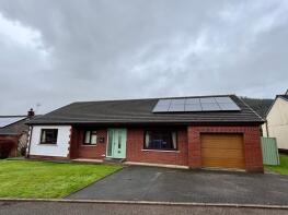 8 Coedfoel, Bro Celynin, Bronwydd, Carmarthen SA33 6BA