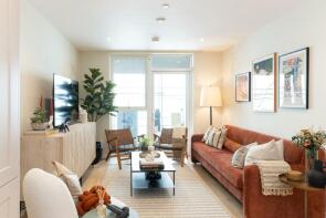 Flat 5, 20 Matcham Buildings, Warburton Road, Hackney, London E8 3FY