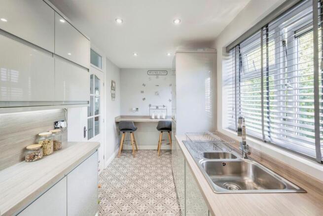 2 bed Maisonette for sale Image 7