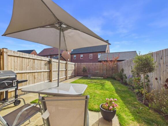 3 bed Terraced for sale Image 4