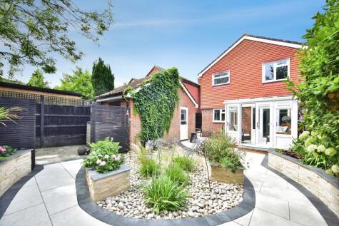 Grampian Way, Downswood, Maidstone, Kent, ME15