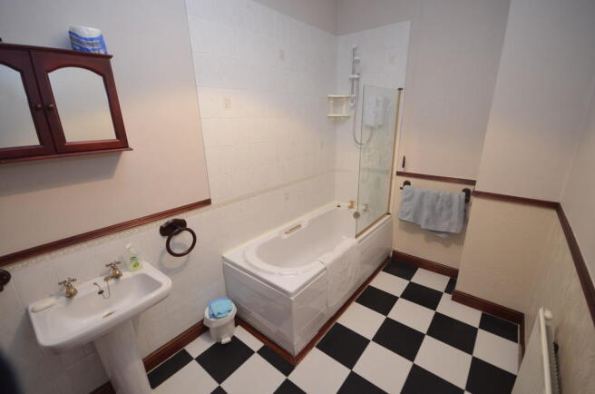Family Bathroom