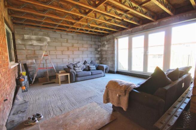4 bed Terraced for sale Image 4