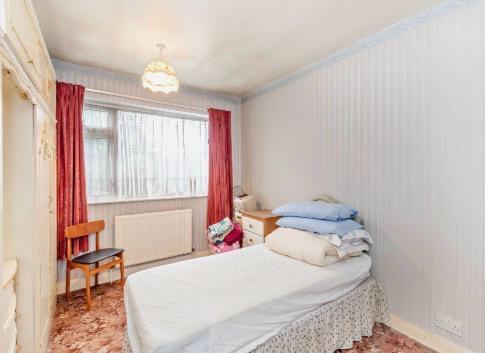3 bed Semi-Detached for sale Image 9