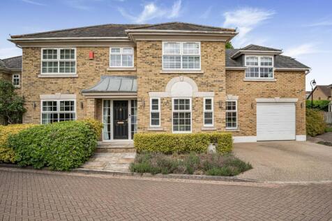 Lammas Close, Staines-upon-Thames, Surrey, TW18