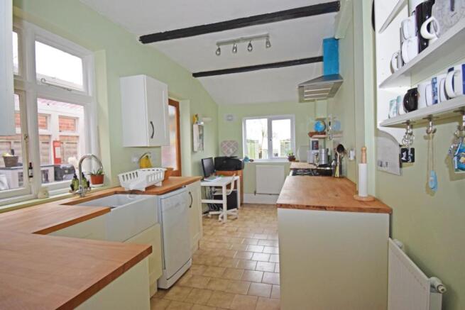 Holmlea, kitchen a.jpg