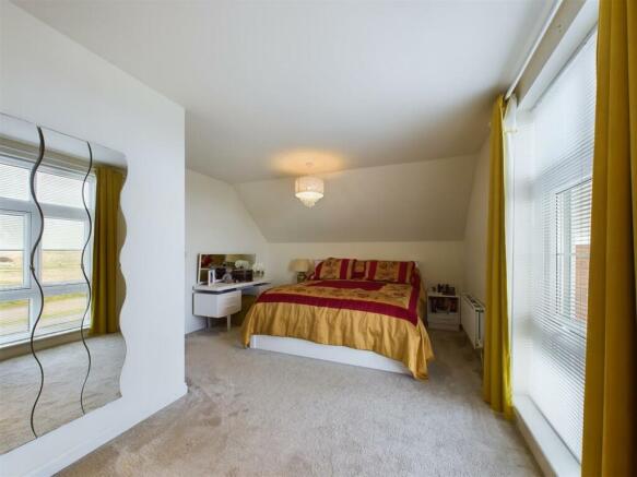 bed 1 3.jpg