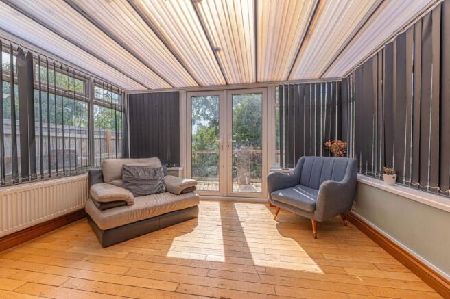 Kitchen/Sun Room