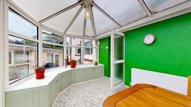 3 bed Semi-Detached for sale Image 12