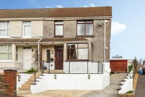24, Heol Y Banc, Bancffosfelen, Llanelli SA15 5DH