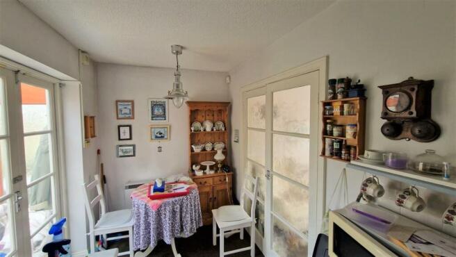 Breakfast Kitchen