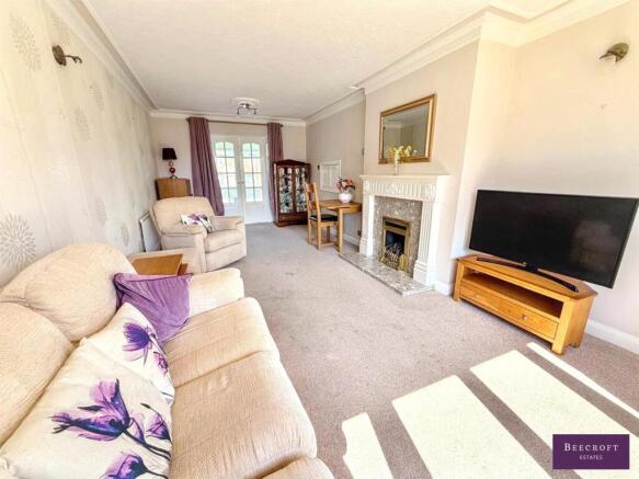 3 bed Semi-Detached for sale Image 7