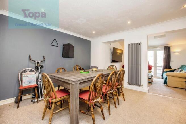 Dining Room through to Lounge