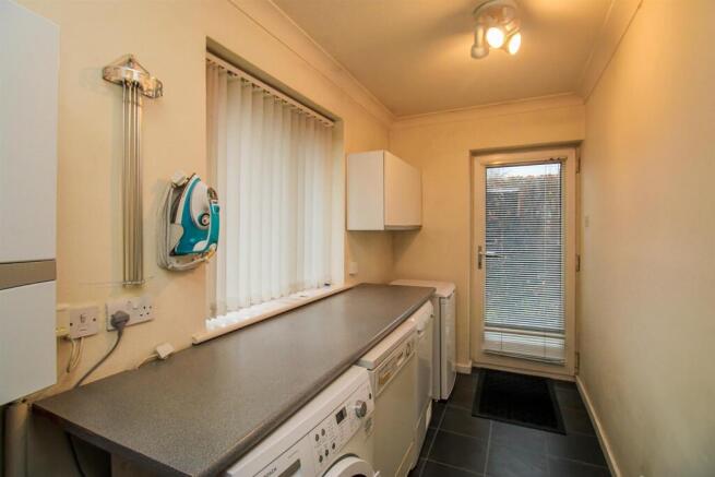 3 bed Detached Bungalow for sale Image 5