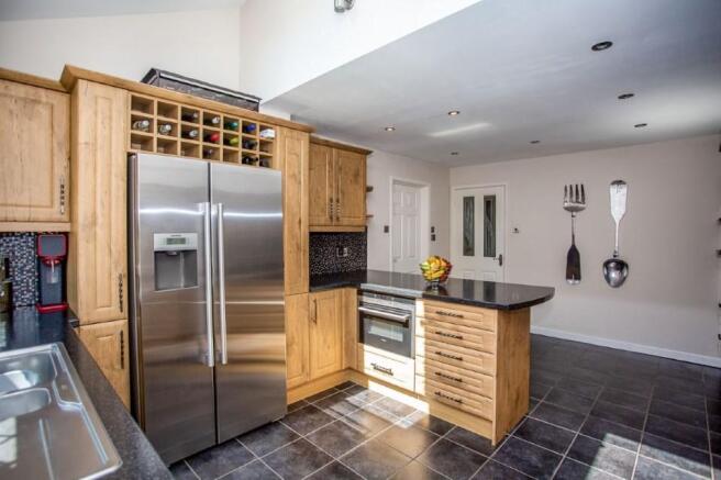Kitchen/breakfast ro