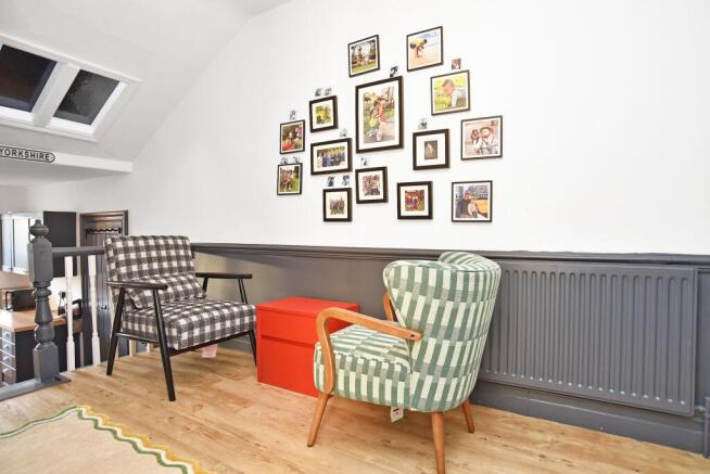 2 bed Flat for sale Image 9
