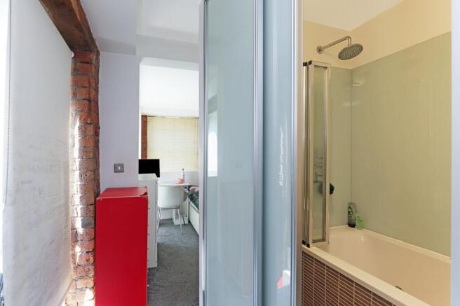 1 bed Flat to rent Image 11