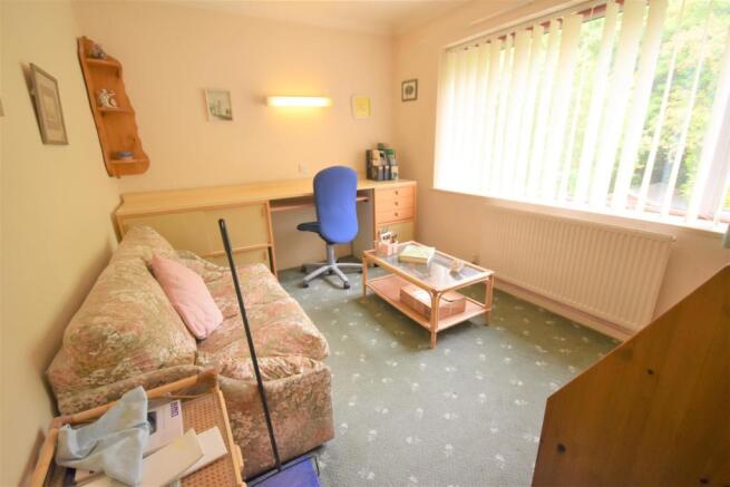 Bedroom/Office