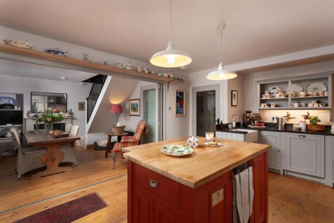 Kitchen/Breakfast Room