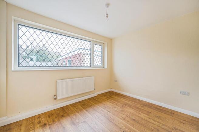 2 bed Semi-Detached Bungalow for sale Image 8