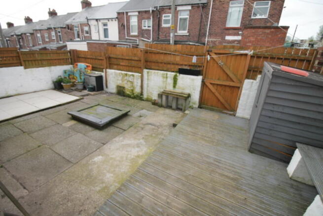 Photo 13