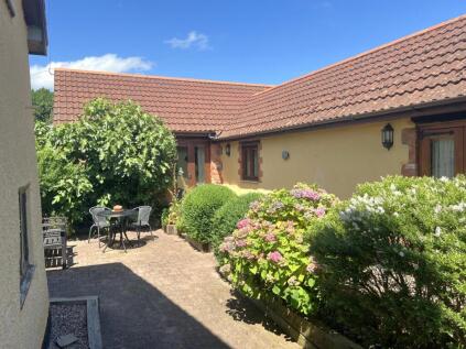 Lower Town, Sampford Peverell, Tiverton