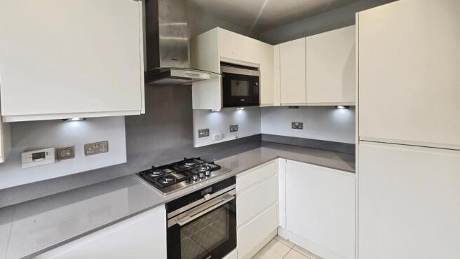 pbox-IMG.jpg
