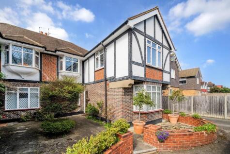 Anne Boleyn Court, London Road