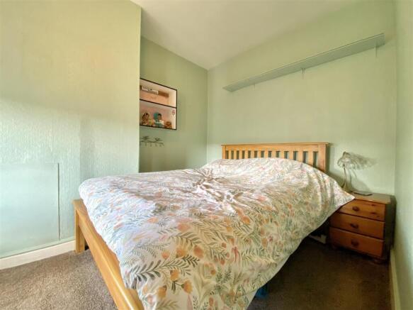 2 bed Terraced for sale Image 7